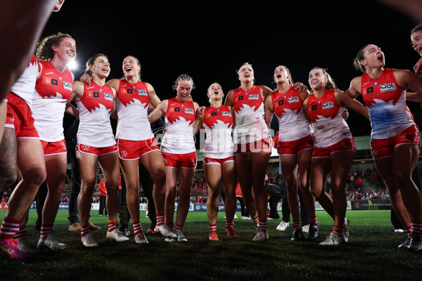 AFLW 2025 Round 01 - Sydney v Richmond - A-61375475