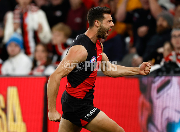 AFL 2025 Round 23 - Essendon v St Kilda - A-61376943