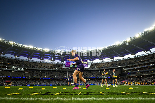 AFL 2025 Round 23 - Fremantle v Brisbane - A-61376960