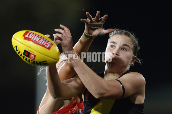 AFLW 2025 Round 01 - Sydney v Richmond - A-61379451