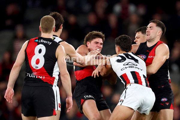 AFL 2025 Round 23 - Essendon v St Kilda - A-61379463