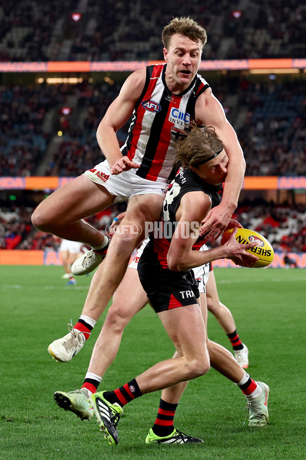 AFL 2025 Round 23 - Essendon v St Kilda - A-61379470