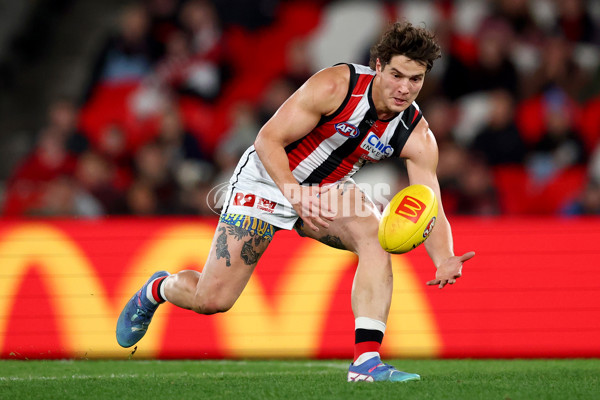 AFL 2025 Round 23 - Essendon v St Kilda - A-61379486