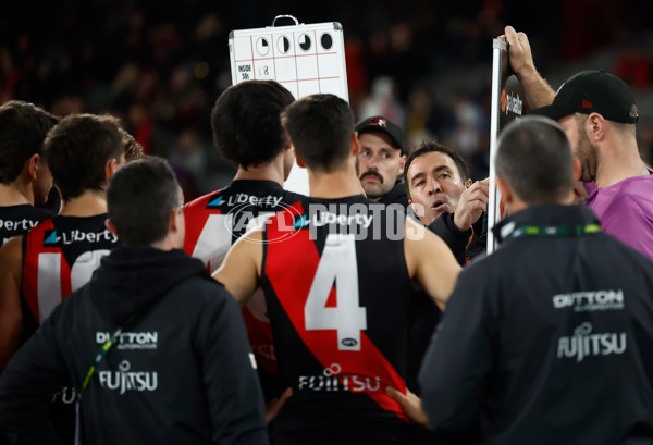 AFL 2025 Round 23 - Essendon v St Kilda - A-61379491