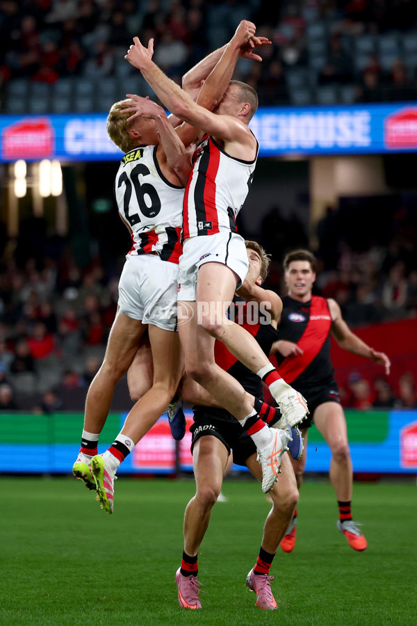 AFL 2025 Round 23 - Essendon v St Kilda - A-61379516