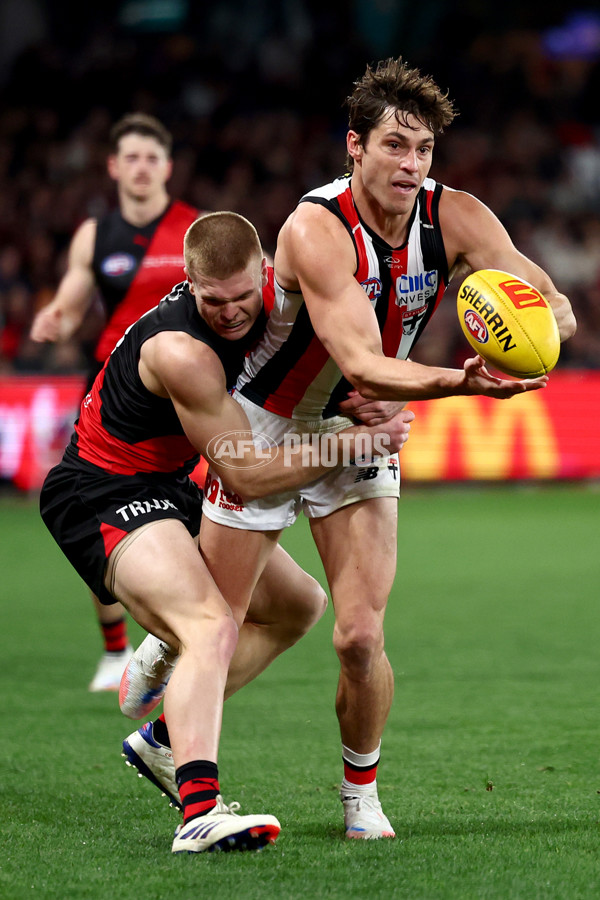 AFL 2025 Round 23 - Essendon v St Kilda - A-61381052