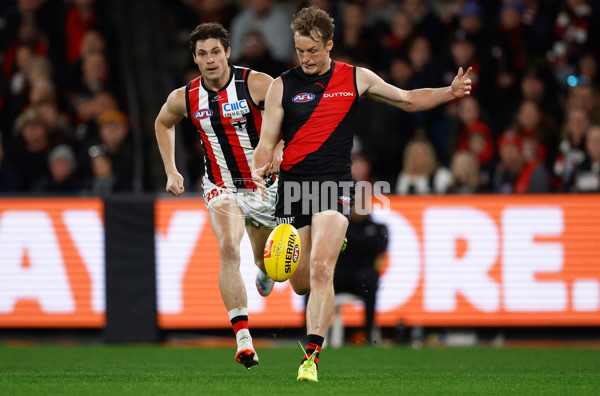 AFL 2025 Round 23 - Essendon v St Kilda - A-61381083