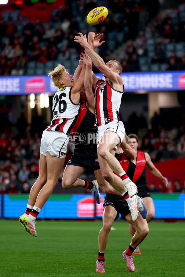 AFL 2025 Round 23 - Essendon v St Kilda - A-61381092
