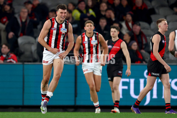 AFL 2025 Round 23 - Essendon v St Kilda - A-61381109