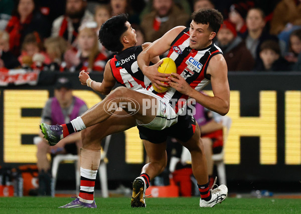 AFL 2025 Round 23 - Essendon v St Kilda - A-61382483