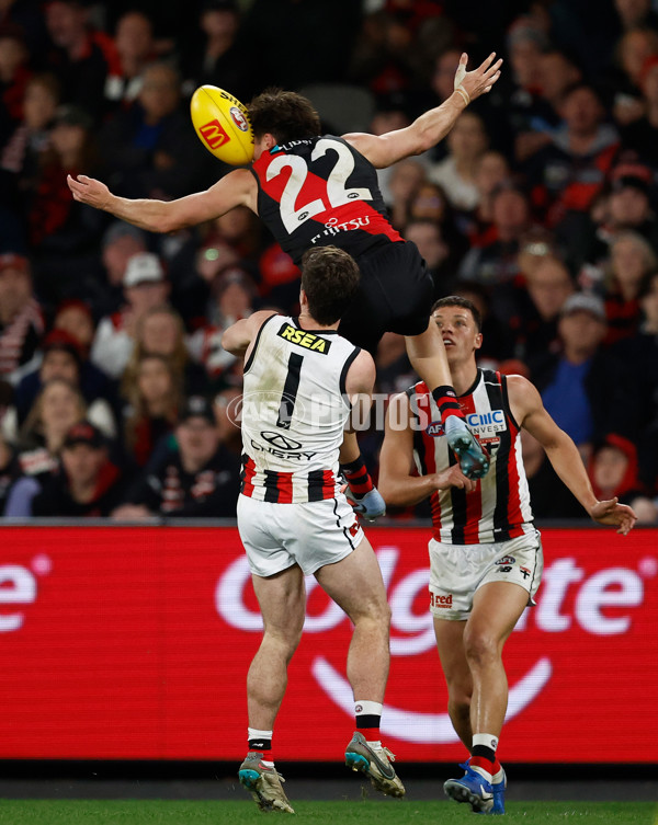 AFL 2025 Round 23 - Essendon v St Kilda - A-61382484