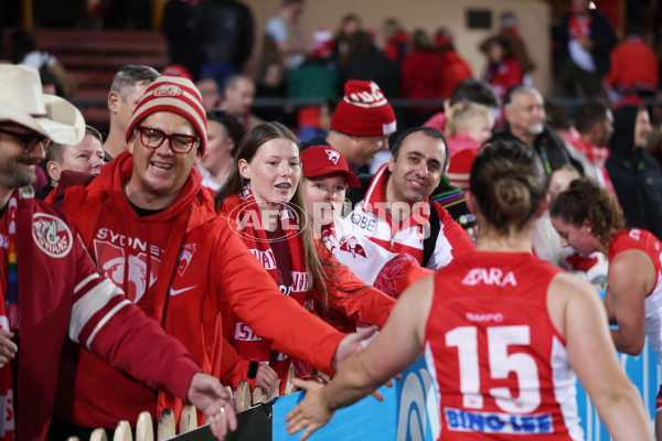 AFLW 2025 Round 01 - Sydney v Richmond - A-61382511