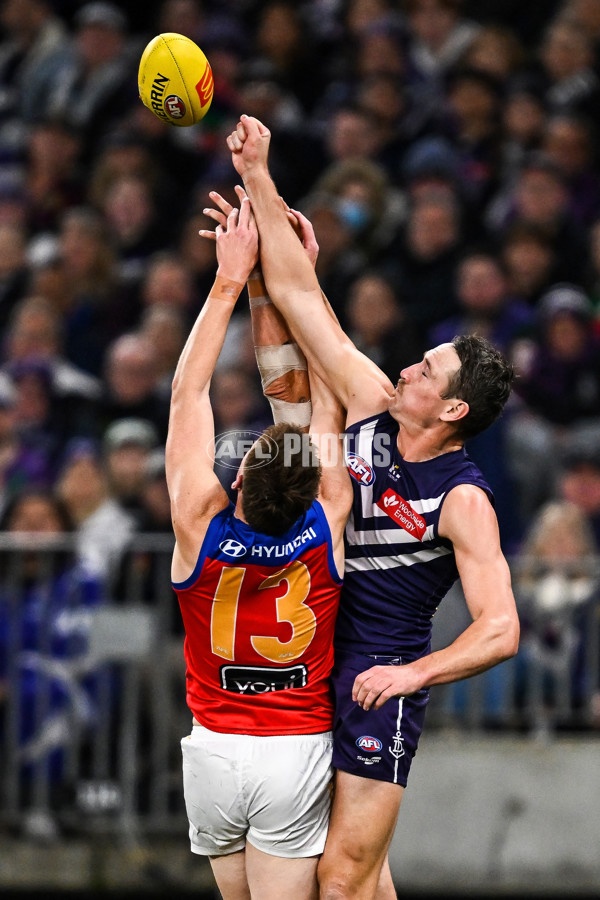 AFL 2025 Round 23 - Fremantle v Brisbane - A-61382513