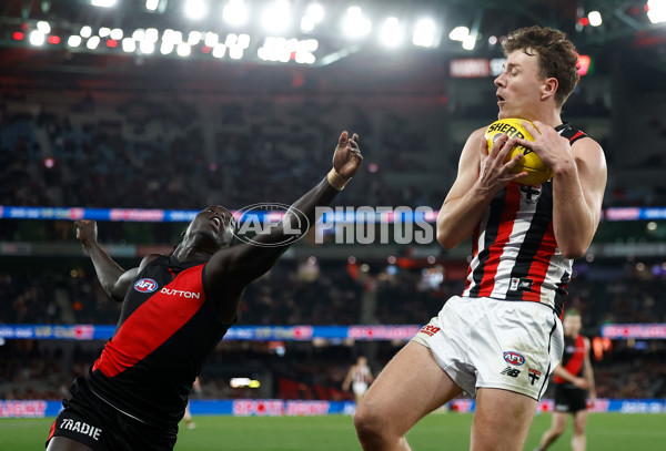 AFL 2025 Round 23 - Essendon v St Kilda - A-61382543