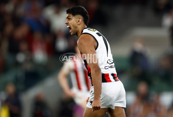 AFL 2025 Round 23 - Essendon v St Kilda - A-61383676