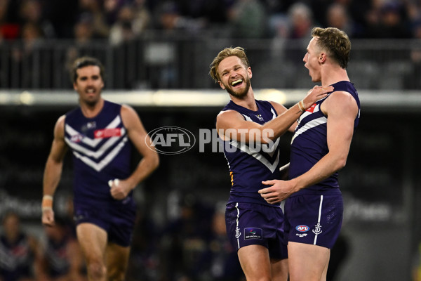 AFL 2025 Round 23 - Fremantle v Brisbane - A-61383757