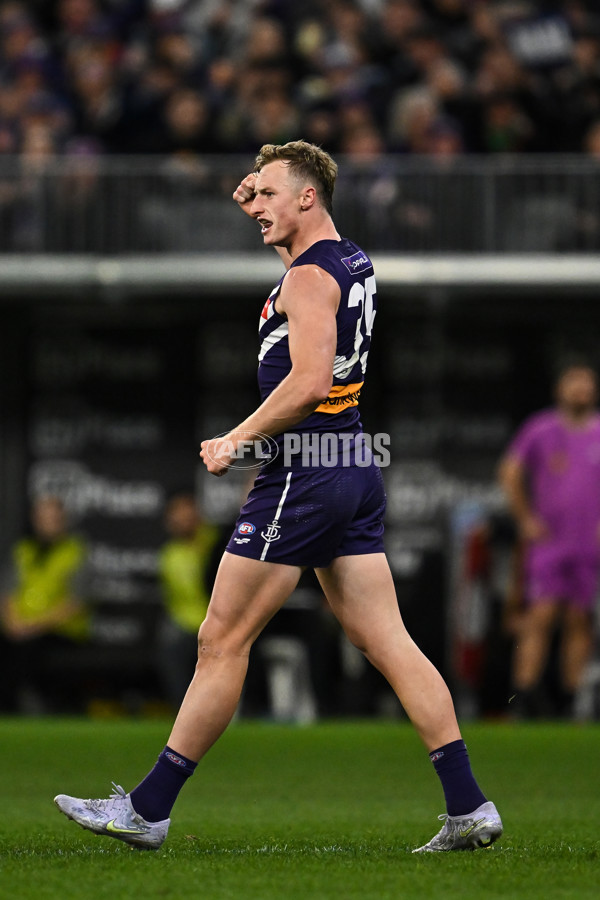 AFL 2025 Round 23 - Fremantle v Brisbane - A-61385312