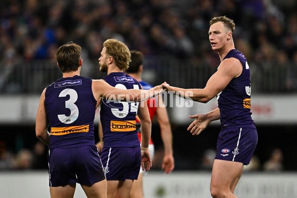 AFL 2025 Round 23 - Fremantle v Brisbane - A-61385313