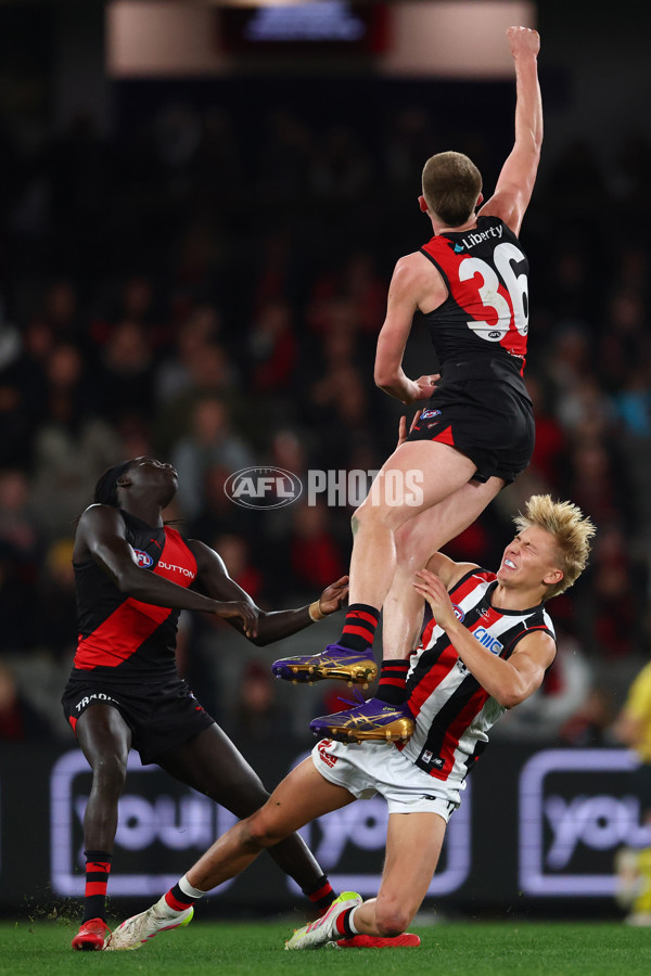 AFL 2025 Round 23 - Essendon v St Kilda - A-61385339