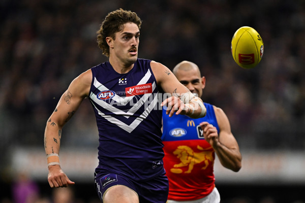 AFL 2025 Round 23 - Fremantle v Brisbane - A-61385344