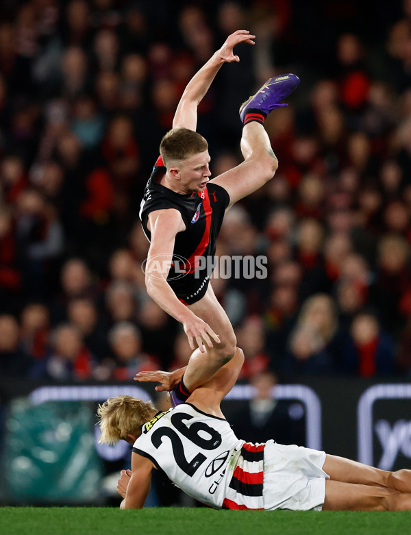 AFL 2025 Round 23 - Essendon v St Kilda - A-61386202