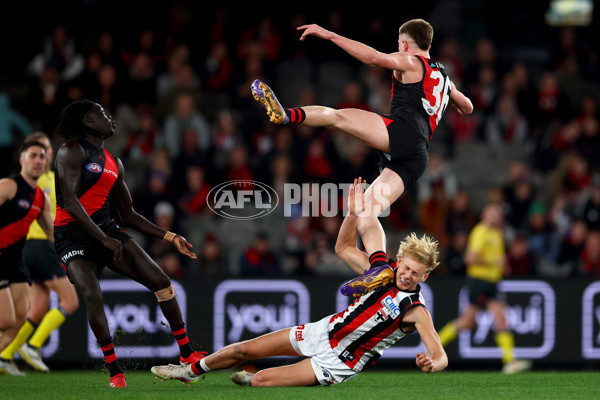 AFL 2025 Round 23 - Essendon v St Kilda - A-61386210