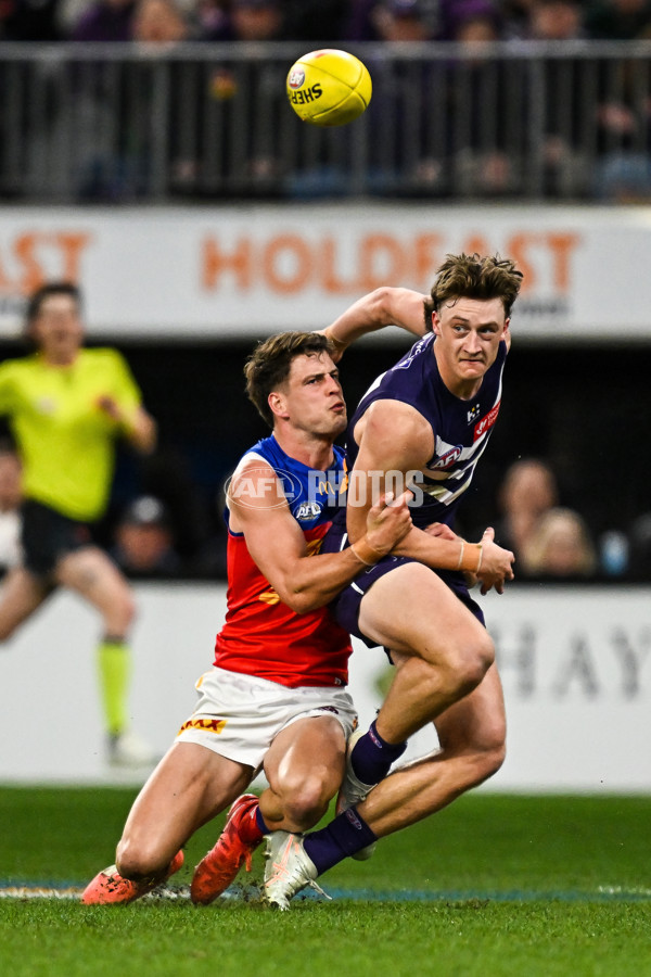 AFL 2025 Round 23 - Fremantle v Brisbane - A-61386222
