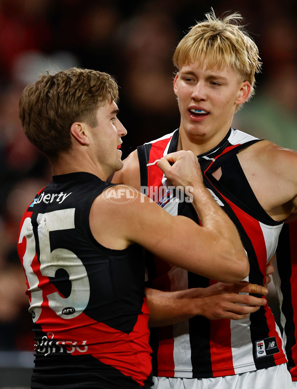 AFL 2025 Round 23 - Essendon v St Kilda - A-61386244