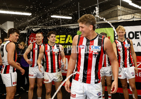 AFL 2025 Round 23 - Essendon v St Kilda - A-61388358