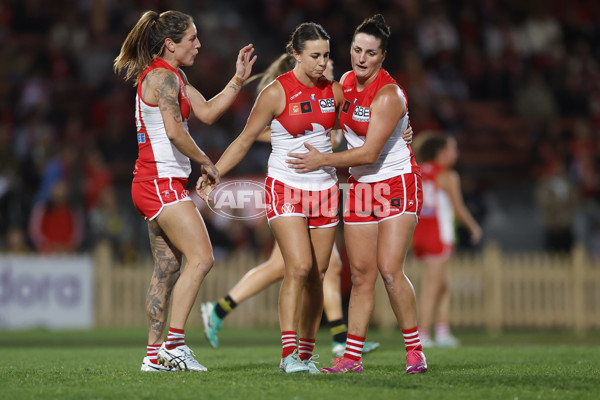 AFLW 2025 Round 01 - Sydney v Richmond - A-61389065