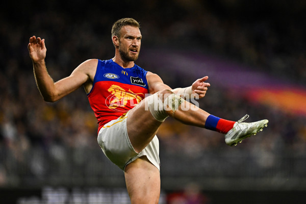 AFL 2025 Round 23 - Fremantle v Brisbane - A-61390876