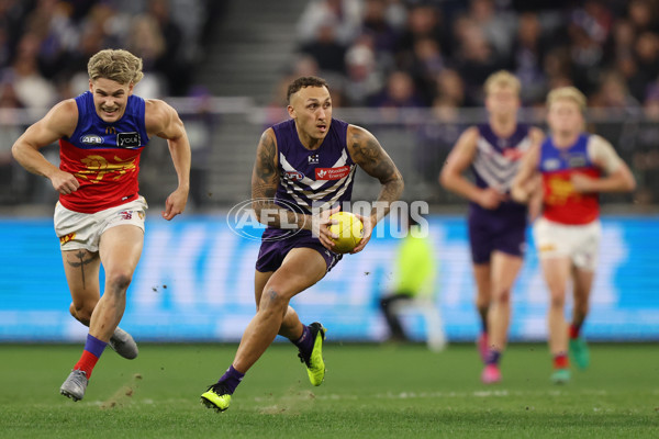 AFL 2025 Round 23 - Fremantle v Brisbane - A-61390914