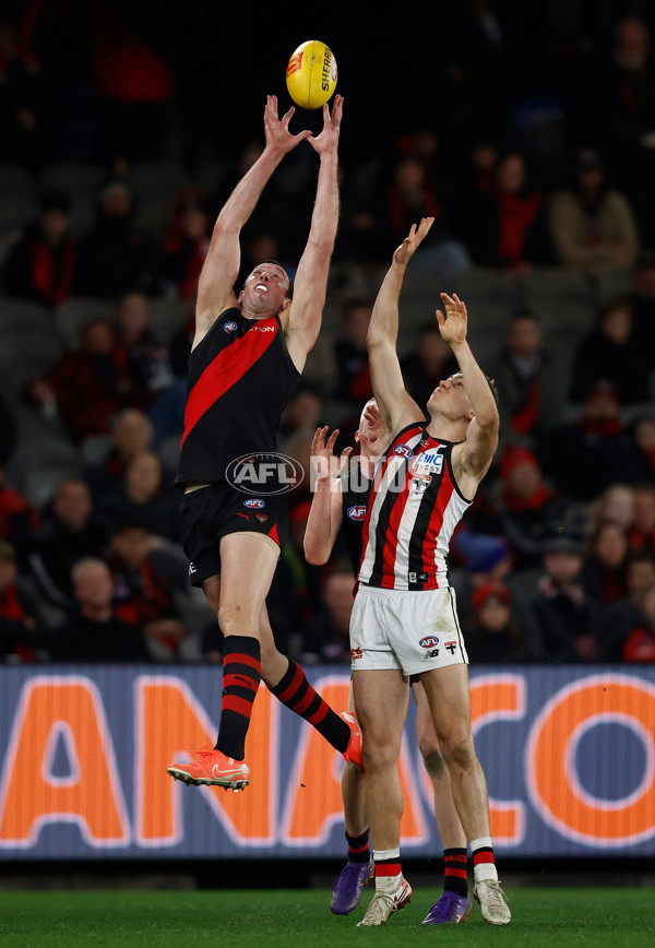 AFL 2025 Round 23 - Essendon v St Kilda - A-61391556
