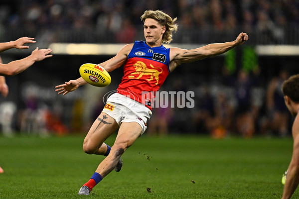 AFL 2025 Round 23 - Fremantle v Brisbane - A-61391561