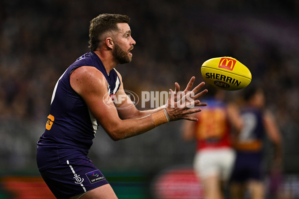 AFL 2025 Round 23 - Fremantle v Brisbane - A-61391562