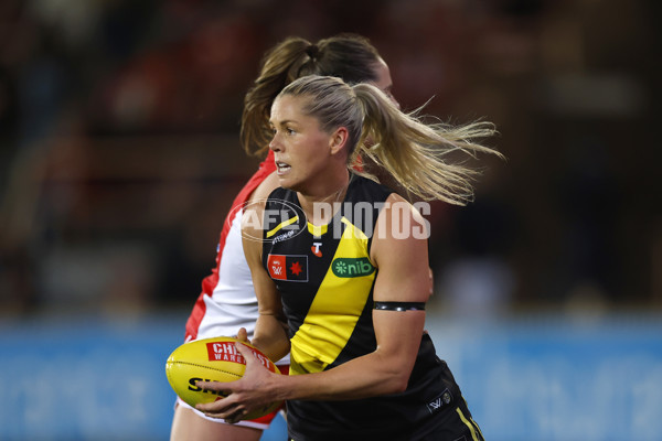 AFLW 2025 Round 01 - Sydney v Richmond - A-61391586
