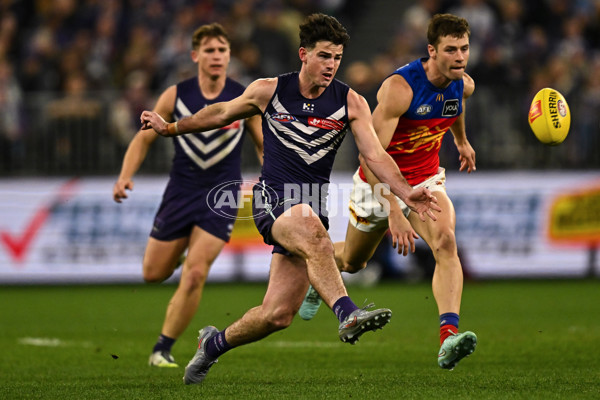 AFL 2025 Round 23 - Fremantle v Brisbane - A-61391619