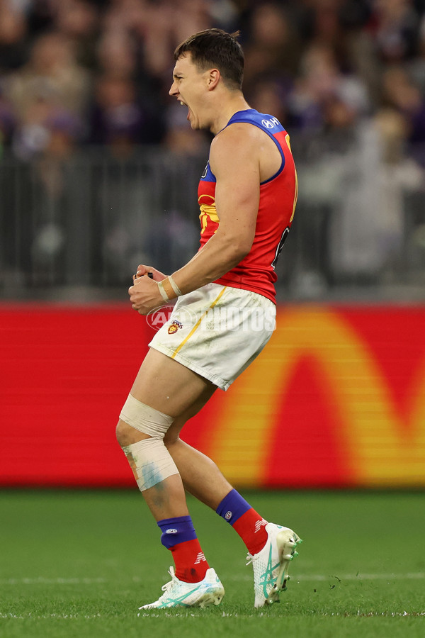 AFL 2025 Round 23 - Fremantle v Brisbane - A-61393780