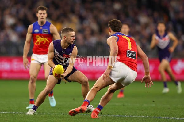 AFL 2025 Round 23 - Fremantle v Brisbane - A-61397210