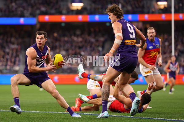 AFL 2025 Round 23 - Fremantle v Brisbane - A-61397229