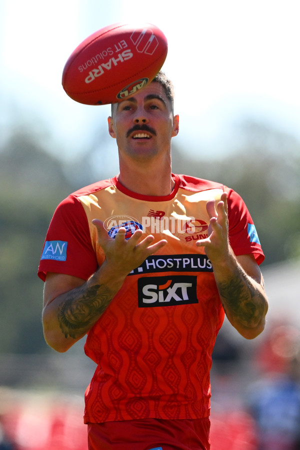 AFL 2025 Round 23 - Gold Coast v GWS - A-61397250