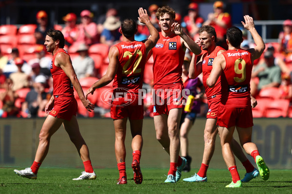 AFL 2025 Round 23 - Gold Coast v GWS - A-61399363