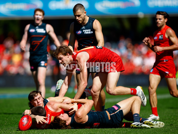 AFL 2025 Round 23 - Gold Coast v GWS - A-61399414