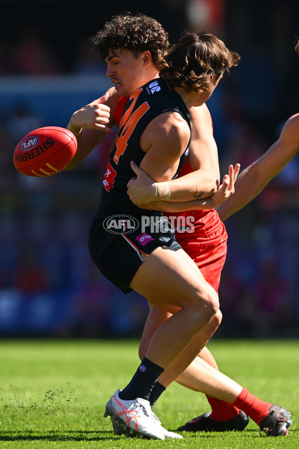 AFL 2025 Round 23 - Gold Coast v GWS - A-61402071