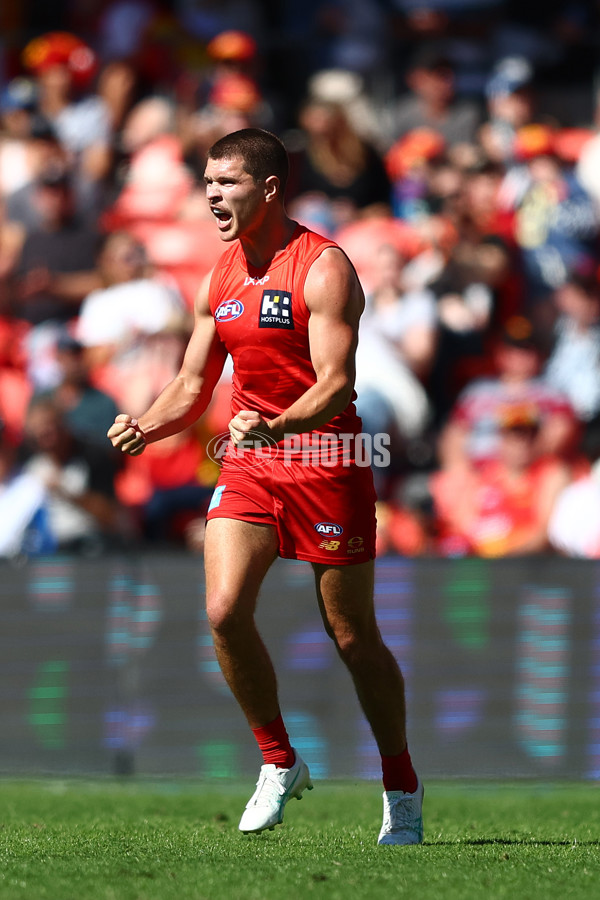 AFL 2025 Round 23 - Gold Coast v GWS - A-61402072