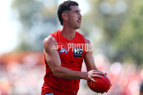 AFL 2025 Round 23 - Gold Coast v GWS - A-61402079