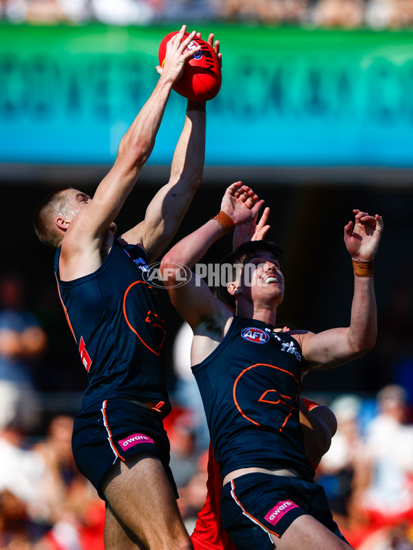 AFL 2025 Round 23 - Gold Coast v GWS - A-61405072