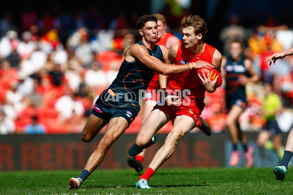 AFL 2025 Round 23 - Gold Coast v GWS - A-61405078