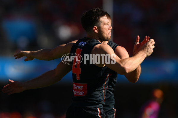 AFL 2025 Round 23 - Gold Coast v GWS - A-61410060