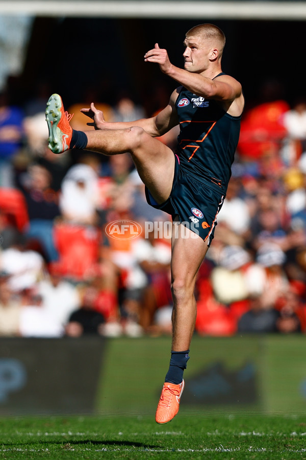 AFL 2025 Round 23 - Gold Coast v GWS - A-61410084